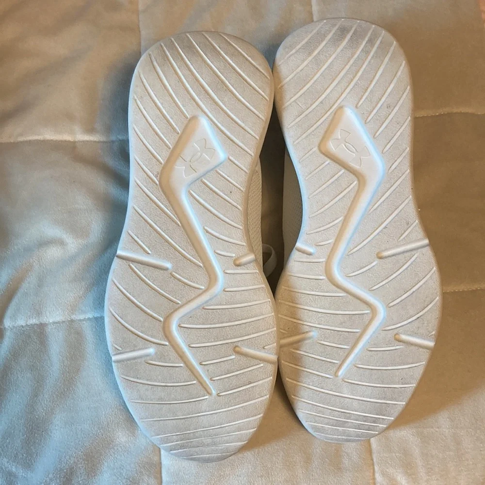 Womens Under Armour Sneakers - Picture 5 of 5
